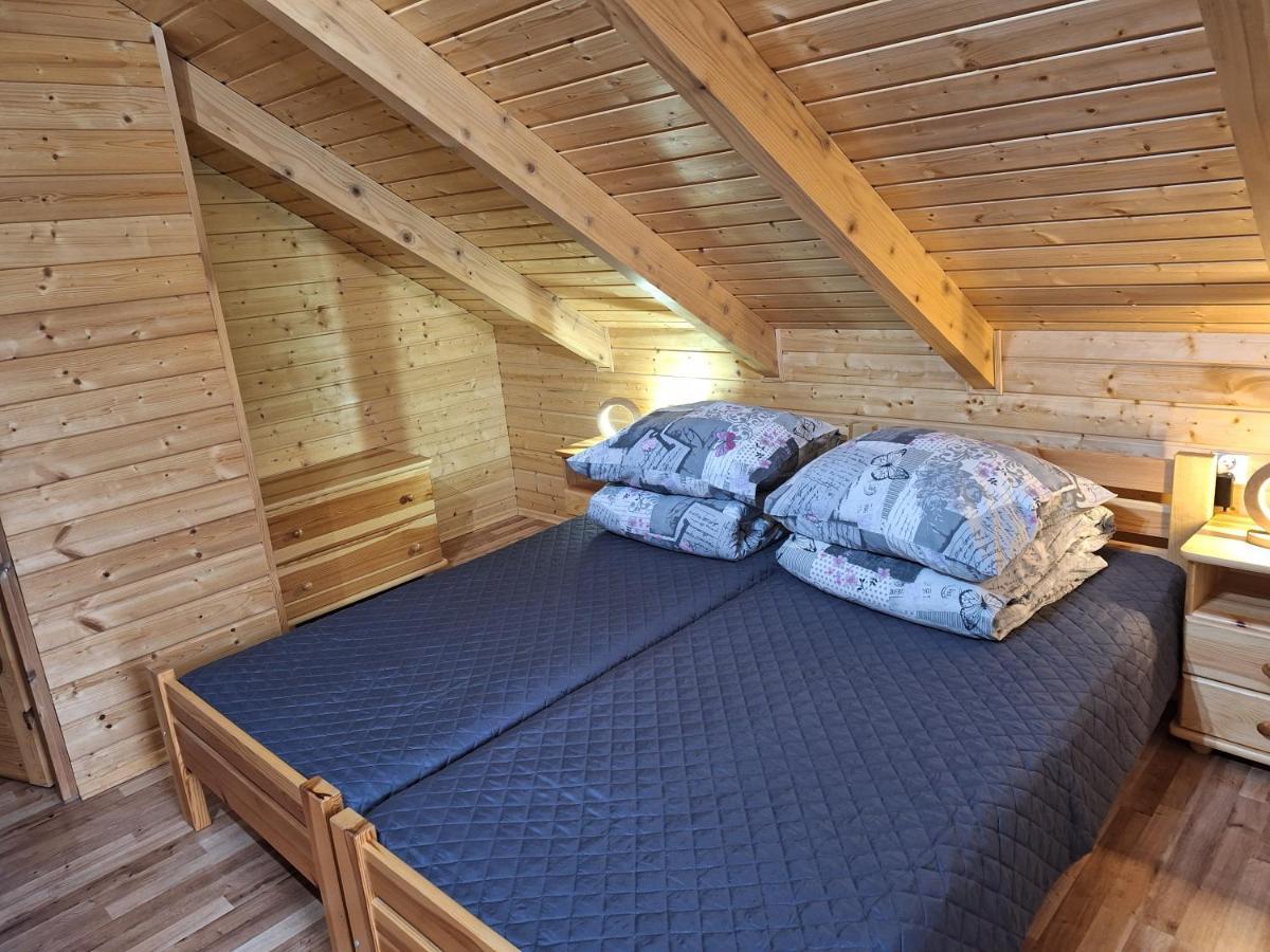 Nad Liliowym Stawem Holiday home Berezka